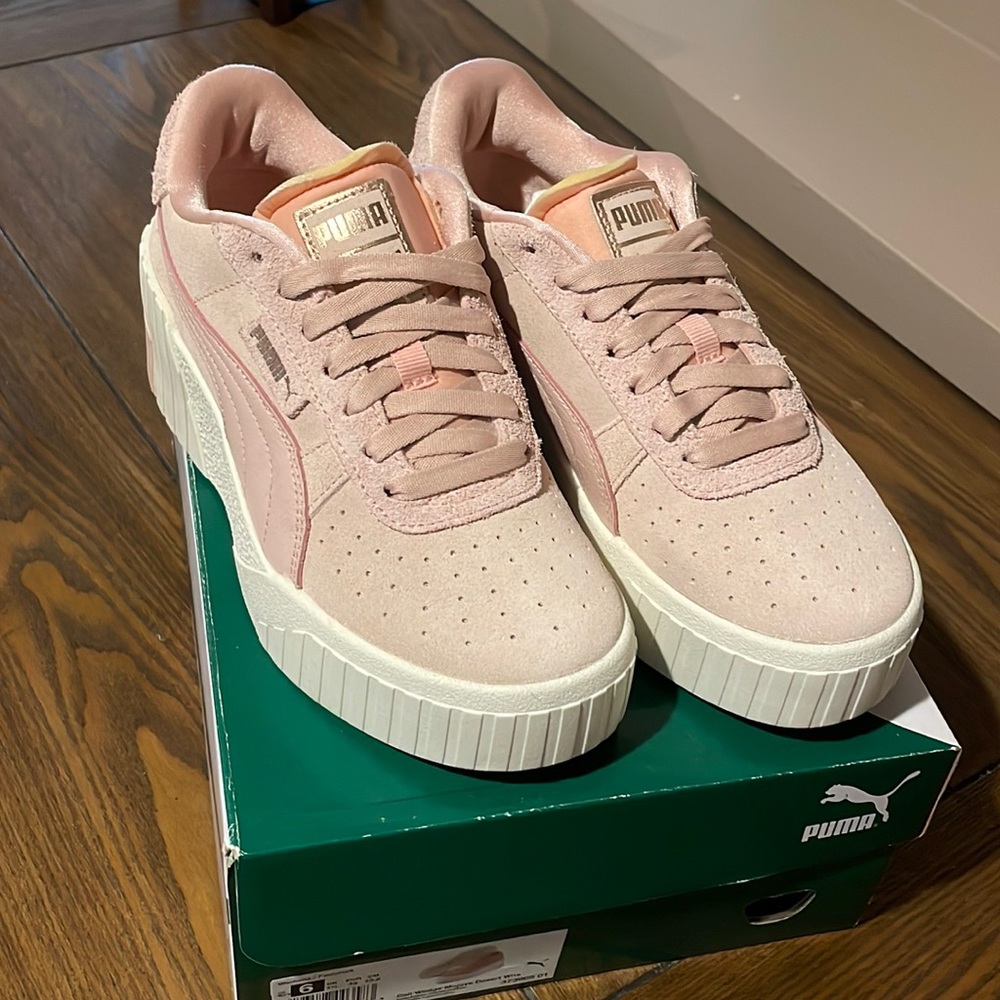 PUMA CALI WEDGE MOJAVE DESERT SNKR US Women size 6